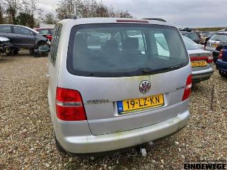 Volkswagen Touran Touran (1T1/T2), MPV, 2003 / 2010 1.6 FSI 16V picture 2