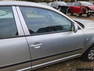 Skoda Superb Superb (3U4), Sedan, 2001 / 2008 1.8 20V Turbo picture 13