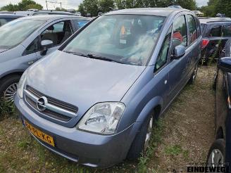 Coche siniestrado Opel Meriva Meriva, MPV, 2003 / 2010 1.6 16V 2004/8