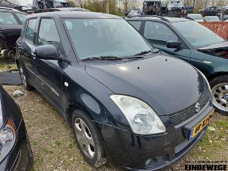 Coche siniestrado Suzuki Swift Swift (ZA/ZC/ZD1/2/3/9), Hatchback, 2005 / 2015 1.3 VVT 16V 2007/6