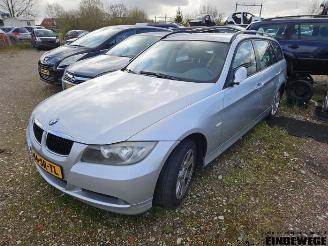 Dezmembrări autoturisme BMW 3-serie 3 serie Touring (E91), Combi, 2004 / 2012 318i 16V 2006/4