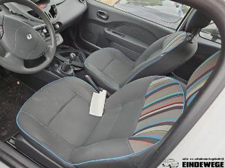 Renault Twingo Twingo II (CN), Hatchback 3-drs, 2007 / 2014 1.2 16V picture 5