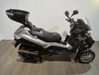 Unfall Kfz Roller Piaggio  MP3 2009/8