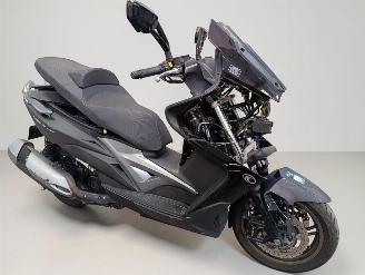 dañado ciclomotor Kymco  XCITY I 2015/7