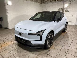 škoda osobní automobily Volvo EX30 Ultra AWD Performance PANO/360/H&K/NAVI 2025/5