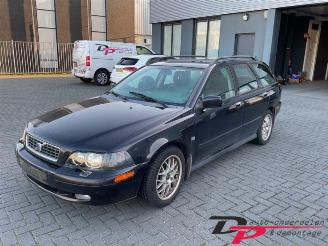 Uttjänta bilar auto Volvo V-40 V40 (VW), Combi, 1995 / 2004 2.0 16V Turbo 2004/8