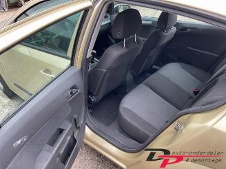 Opel Astra Astra H (L48), Hatchback 5-drs, 2004 / 2010 1.6 16V Twinport picture 8