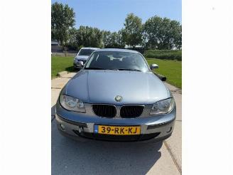 krockskadad bil auto BMW 1-serie 1 serie (E87/87N), Hatchback 5-drs, 2003 / 2012 116i 1.6 16V 2005/5