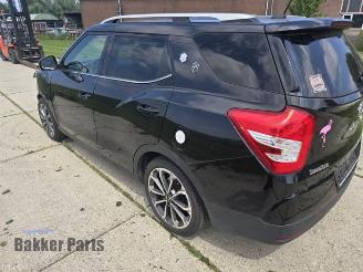 Ssang yong Tivoli Tivoli, SUV, 2015 1.5 e-XGDi 16V 2WD picture 2