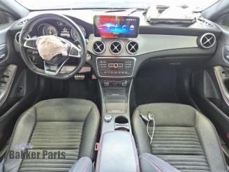 Salvage car Mercedes Cla-klasse CLA (117.3), Sedan, 2013 / 2019 2.0 CLA-250 Turbo 16V 2015/9