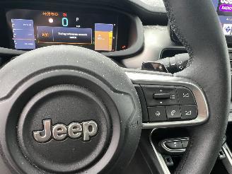 Jeep Avenger 1.2 E-HYBRID SUMMIT picture 20