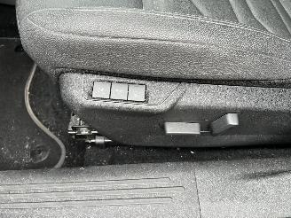 Jeep Avenger 1.2 E-HYBRID SUMMIT picture 17