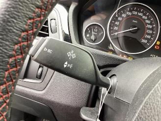 BMW 3-serie 3 serie Touring (F31), Combi, 2012 / 2019 320d 2.0 16V EfficientDynamicsEdition picture 22