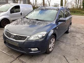 Kia Cee d Cee'd Sporty Wagon (EDF), Combi, 2007 / 2012 1.4 16V picture 4