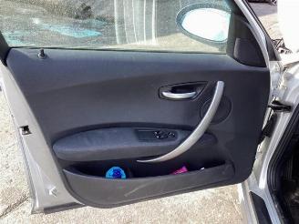 BMW 1-serie 1 serie (E87/87N), Hatchback 5-drs, 2003 / 2012 118i 16V picture 19