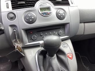 Renault Scenic Scenic II (JM), MPV, 2003 / 2009 2.0 16V picture 12