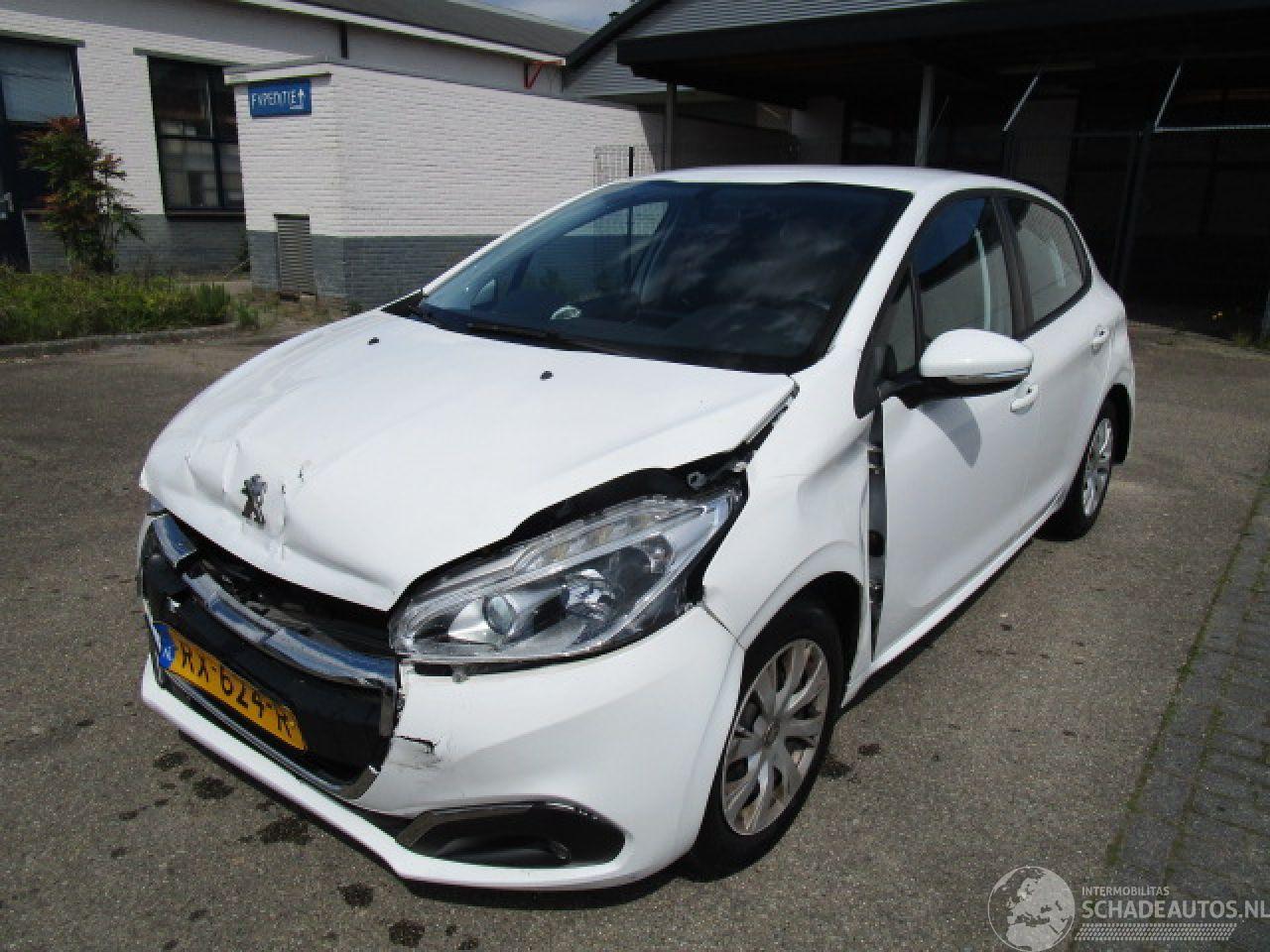 Peugeot 208 1.2