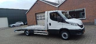 begagnad bil bedrijf Iveco Daily 3.0  180pk automaat  autotransporter 2023/9