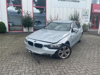 Uttjänta bilar auto BMW 3-serie 3 serie (F30), Sedan, 2011 / 2018 318d 2.0 16V 2015/2