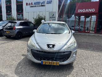 Purkuautot passenger cars Peugeot 308 bijgeluid in motor 2011/1