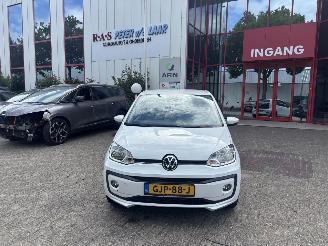 damaged passenger cars Volkswagen Up!  2021/8
