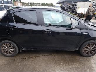 Toyota Yaris Yaris III (P13), Hatchback, 2010 / 2020 1.5 16V Hybrid picture 11