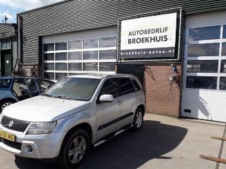 Salvage car Suzuki Grand-vitara Grand Vitara II (JT), SUV, 2005 2.0 16V 2008/3