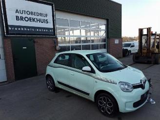 disassembly passenger cars Renault Twingo Twingo III (AH), Hatchback 5-drs, 2014 1.0 SCe 75 12V 2019/12