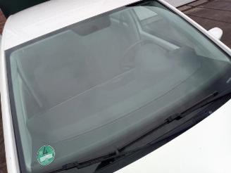 Volkswagen Up! Up! (121), Hatchback, 2011 1.0 12V 60 picture 12