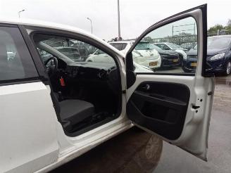 Volkswagen Up! Up! (121), Hatchback, 2011 1.0 12V 60 picture 18