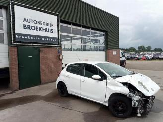 Sloopauto Peugeot 208 208 I (CA/CC/CK/CL), Hatchback, 2012 / 2019 1.2 Vti 12V PureTech 82 2017/7