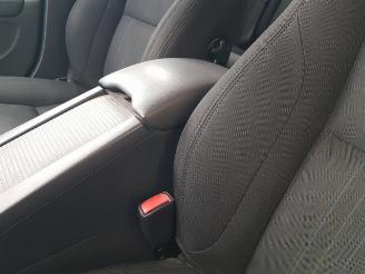 Volvo V-60 1.6 D2 Momentum picture 28