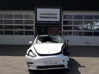 Uttjänta bilar auto Tesla Model 3 Model 3, Sedan, 2017 Long Range AWD 75 kWh 2019/12
