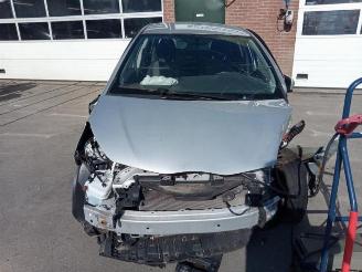 Toyota Yaris Yaris III (P13), Hatchback, 2010 / 2020 1.5 16V Hybrid picture 7