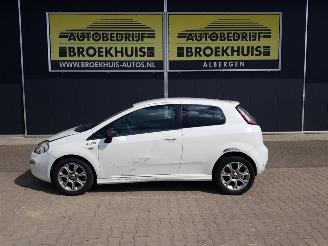 Fiat Punto Evo 0.9 TwinAir Young picture 2