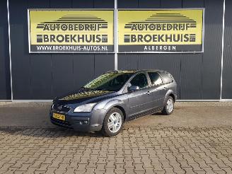 Coche accidentado Ford Focus Wagon 1.6-16V Ghia 2008/1