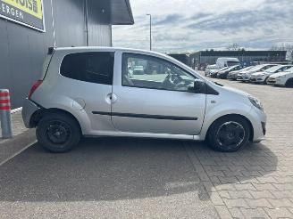 Renault Twingo Twingo II (CN), Hatchback 3-drs, 2007 / 2014 1.2 16V picture 6