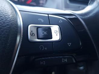 Volkswagen Golf 1.6 TDI Comfortline BlueMotion picture 28