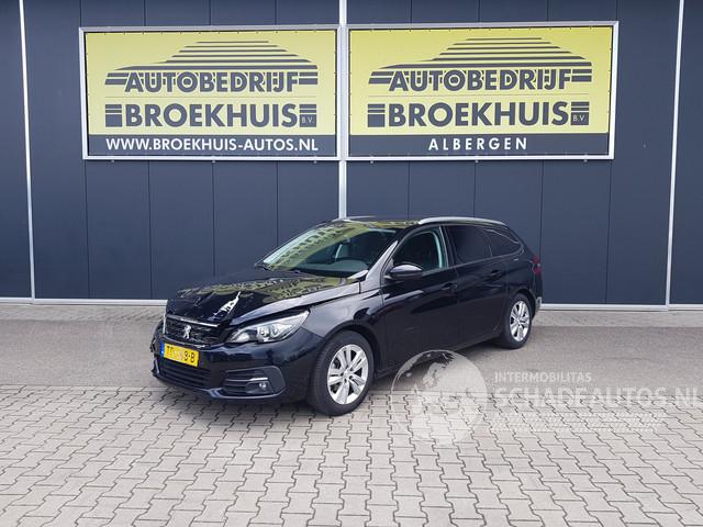 Peugeot 308 SW 1.2 PureTech Blue Lease Executive
