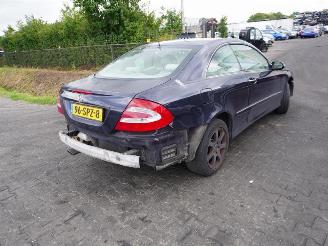 Sloopauto Mercedes CLK 320 2003/4