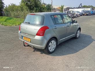 Vrakbiler auto Suzuki Swift 1.3 VVT 2005/8