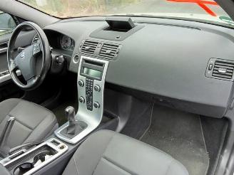 Volvo S-40 2.0 16v picture 5