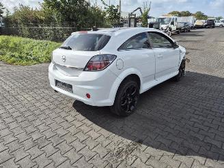 Purkuautot passenger cars Opel Astra 1.6 16V 2010/10