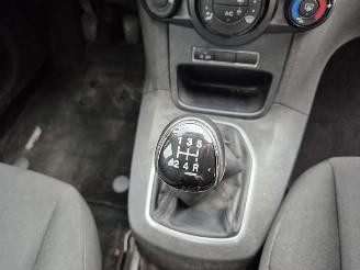Ford Fiesta 1.0 12V picture 7