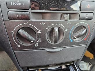 Toyota Corolla 1.6 16v picture 6