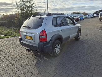 Démontage voiture Hyundai Tucson 2.0 16v 2008/3