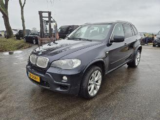 BMW X5 4.8i picture 3