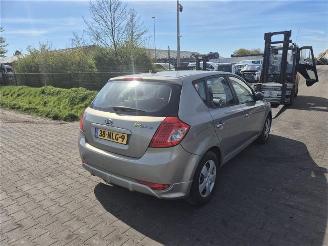 Auto da rottamare Kia Ceed 1.4 2010/11