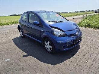 Toyota Aygo 1.0 12v picture 4