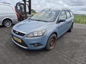 Ford Focus Wagon 1.8 16v picture 3